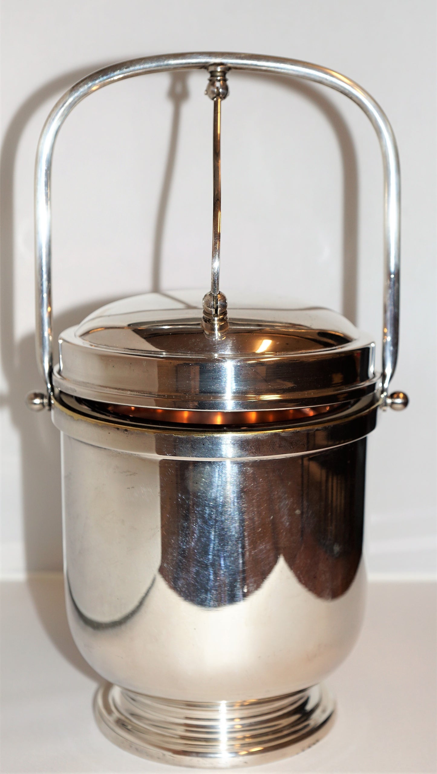 Sheffield ice bucket