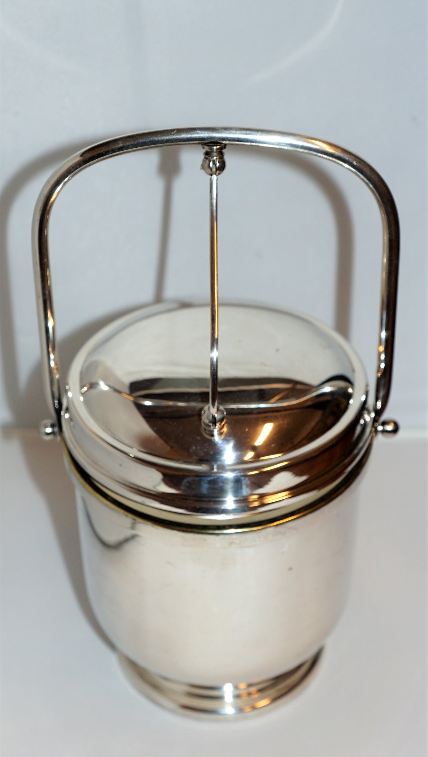 Sheffield ice bucket
