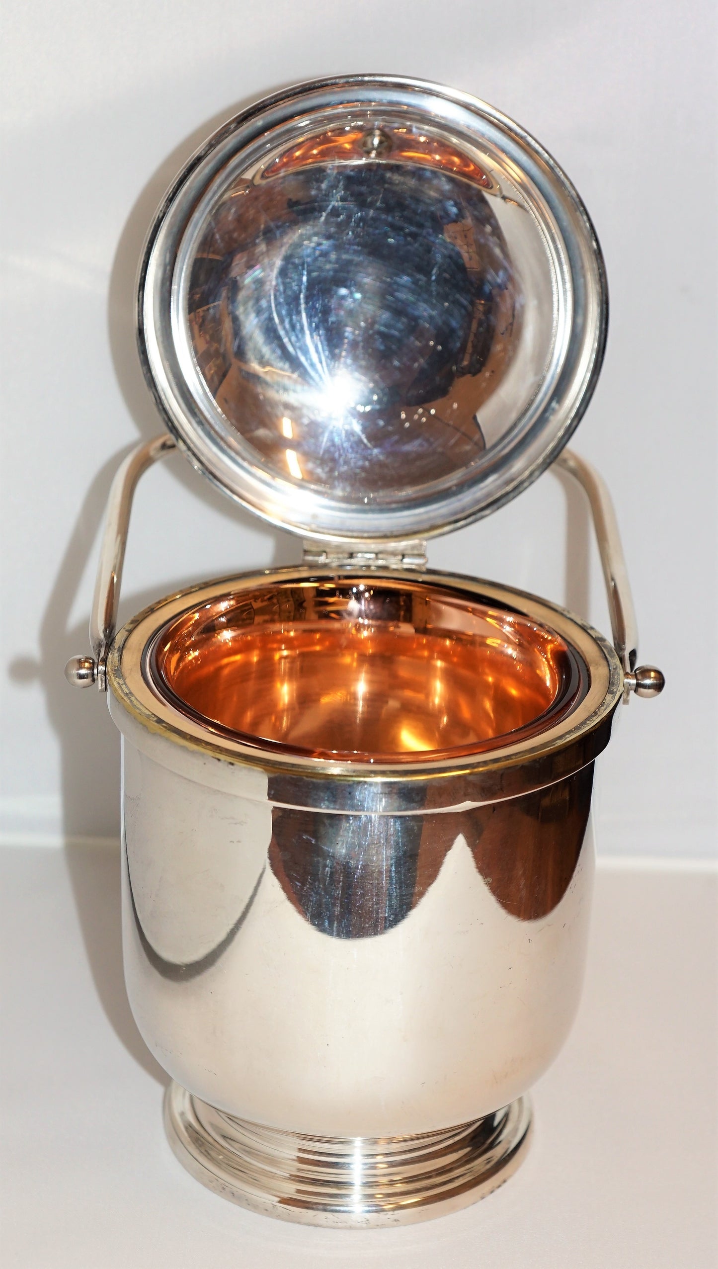 Sheffield ice bucket