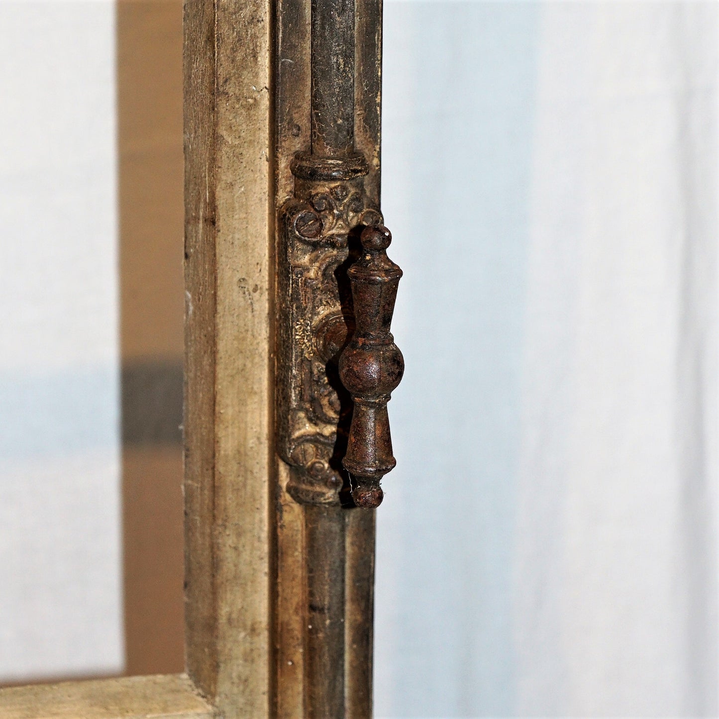 Alter Fensterrahmen