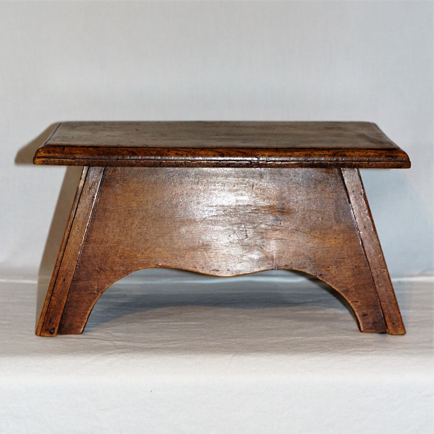 Altes Holzschemmeli
